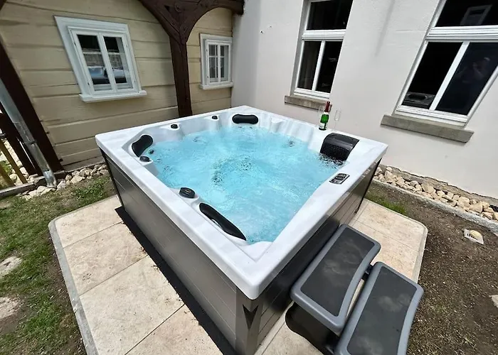 Whirlpool & Sauna - Ornella Im Zittauer Gebirge * غروسشوناو